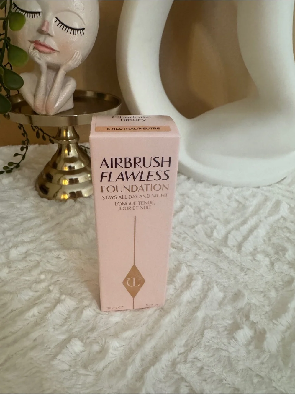 Charlotte Tilbury Airbrush Flawless Foundation - Pink & Gold Packaging